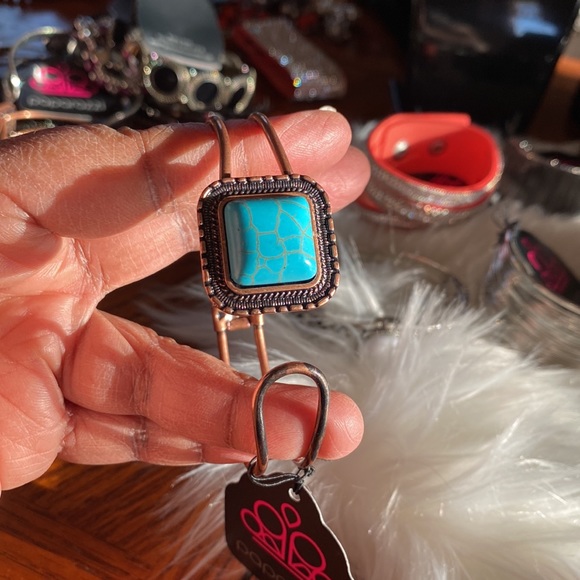 Everything must go sale - Picture 2 of 14